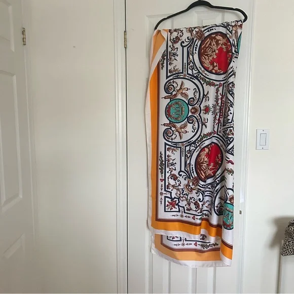 Colorful Patterned Scarf - Picture 4 of 4